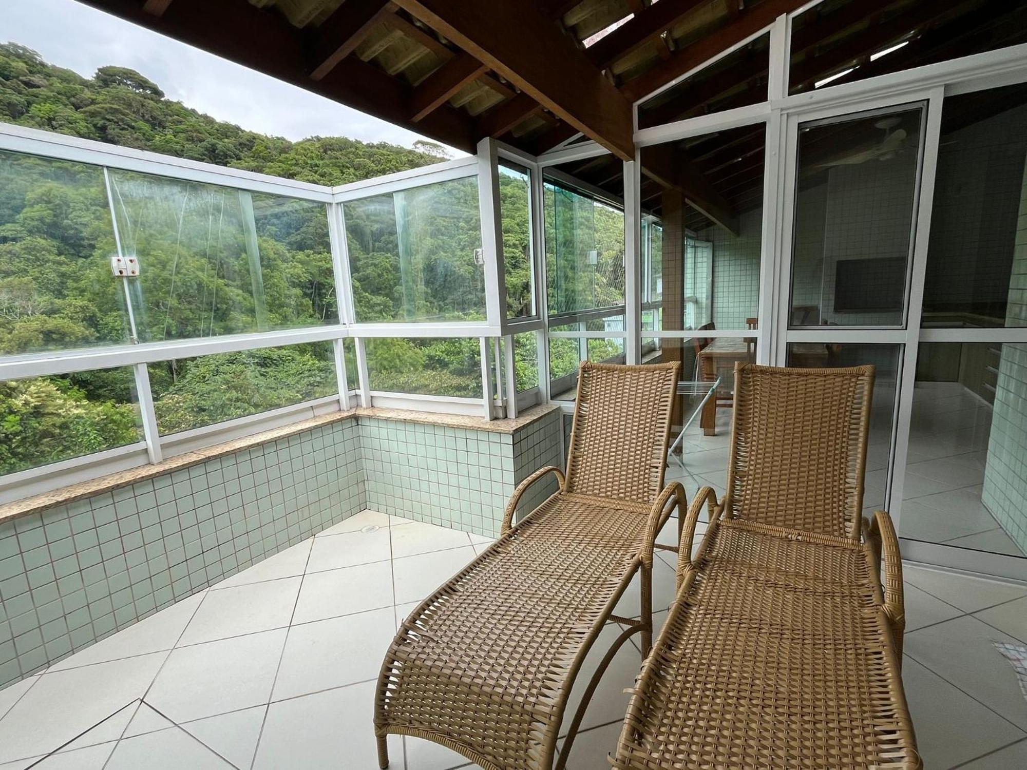 Cobertura 3 Com Ar Condicionado, 300 Metros Da Grande, Piscina, Wi-fi, Sauna Ubatuba